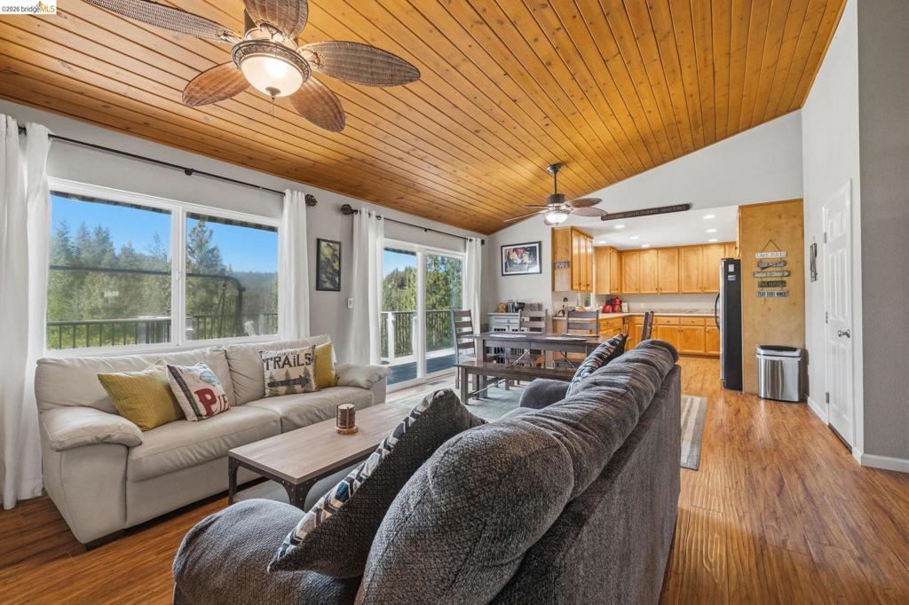 12312 Tower Peak Ct., Groveland, CA 95321
