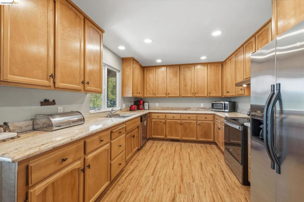 12312 Tower Peak Ct., Groveland, CA 95321