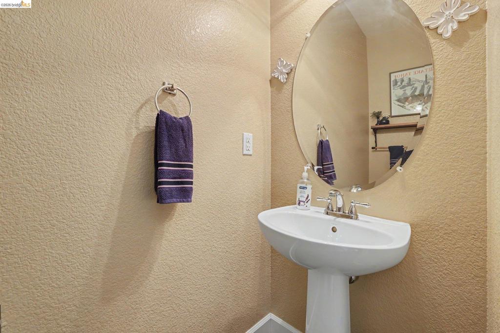 312 Jefferson Dr, Brentwood (CC), CA 94513