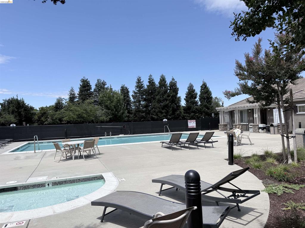 312 Jefferson Dr, Brentwood (CC), CA 94513