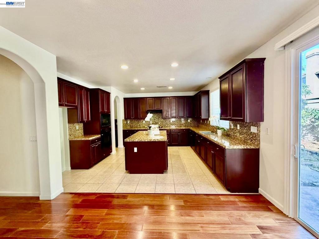 3809 Ruffed Grouse Ln, Modesto, CA 95355