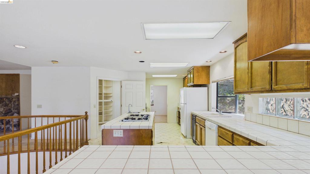 23113 Red Wing Trl, Twain Harte, CA 95383