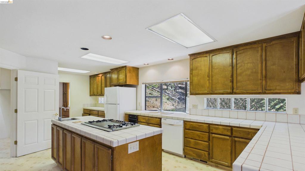 23113 Red Wing Trl, Twain Harte, CA 95383