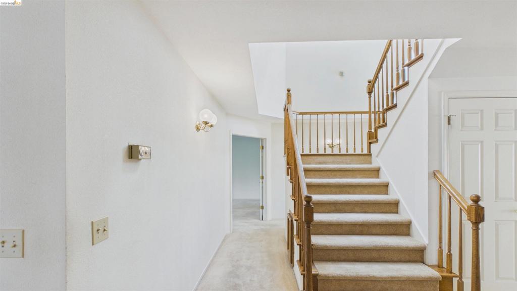 23113 Red Wing Trl, Twain Harte, CA 95383