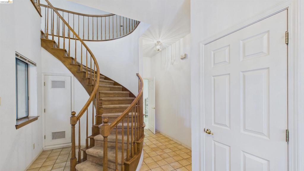 23113 Red Wing Trl, Twain Harte, CA 95383