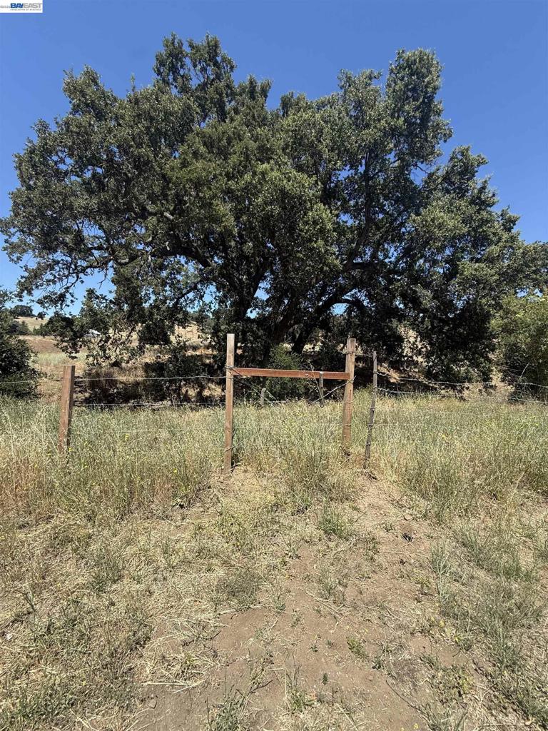 0 Chispa Rd, Atascadero, CA 93422