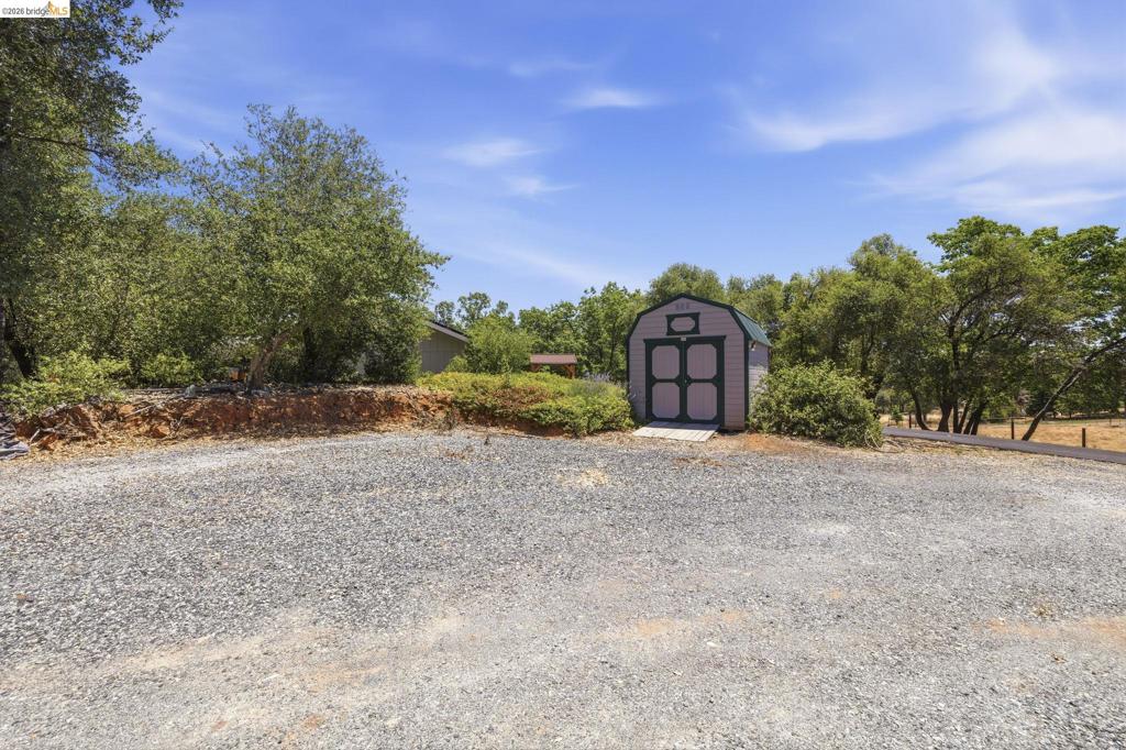 18223 Hershey Rd, Sonora, CA 95370