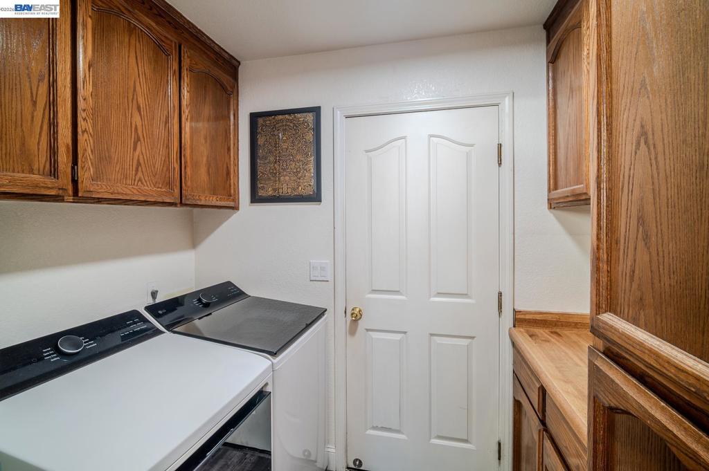 230 Laurelwood Cir, Manteca, CA 95336