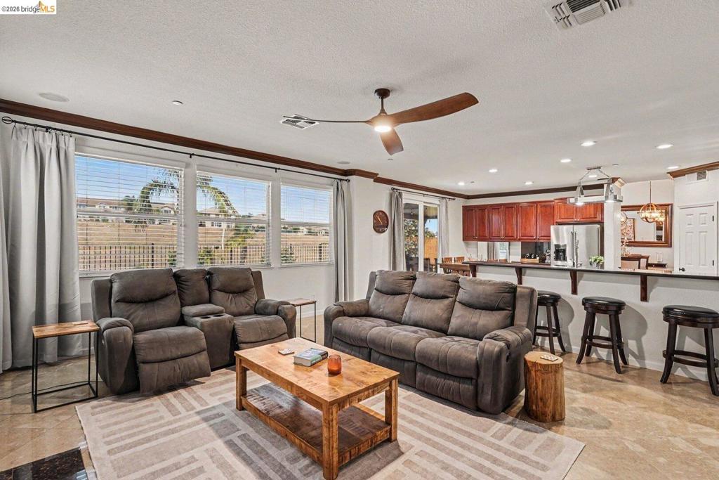 2645 Torrey Pines DR, Brentwood (CC), CA 94513