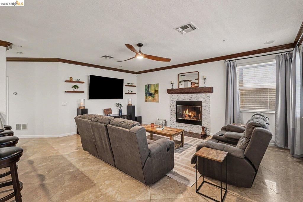 2645 Torrey Pines DR, Brentwood (CC), CA 94513
