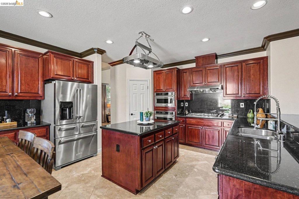 2645 Torrey Pines DR, Brentwood (CC), CA 94513