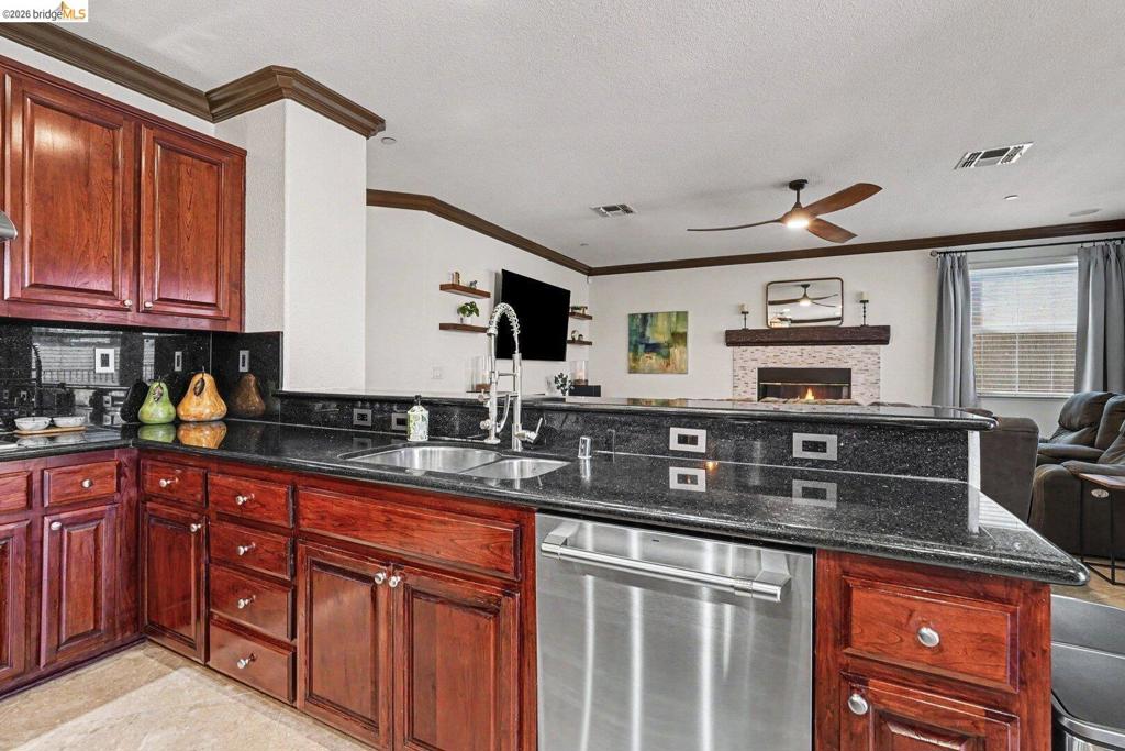 2645 Torrey Pines DR, Brentwood (CC), CA 94513