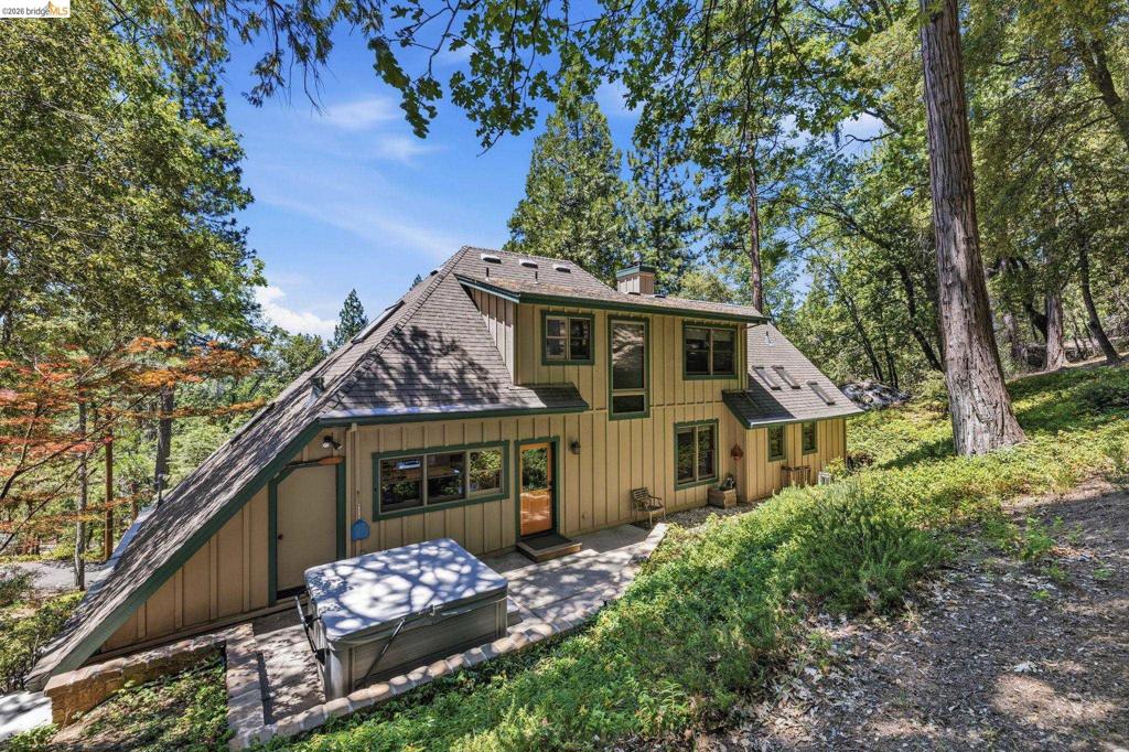 18580 Wildwood Dr, Twain Harte, CA 95383