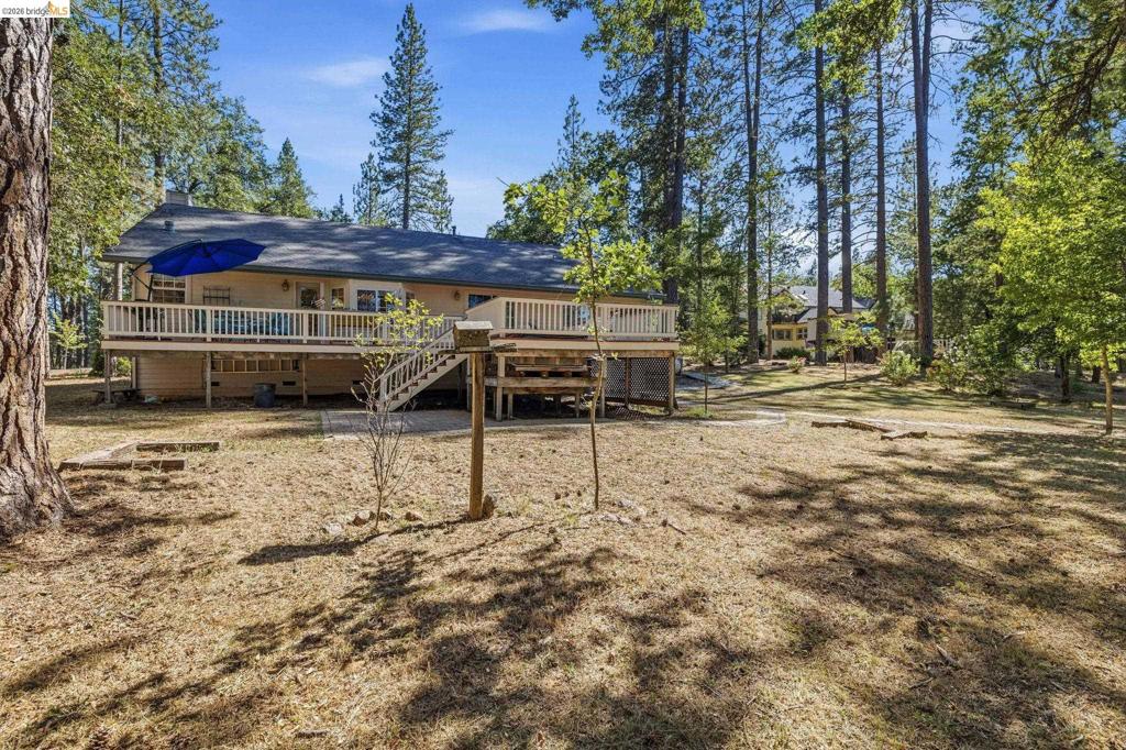 19015 Apple Valley Dr, Sonora, CA 95370