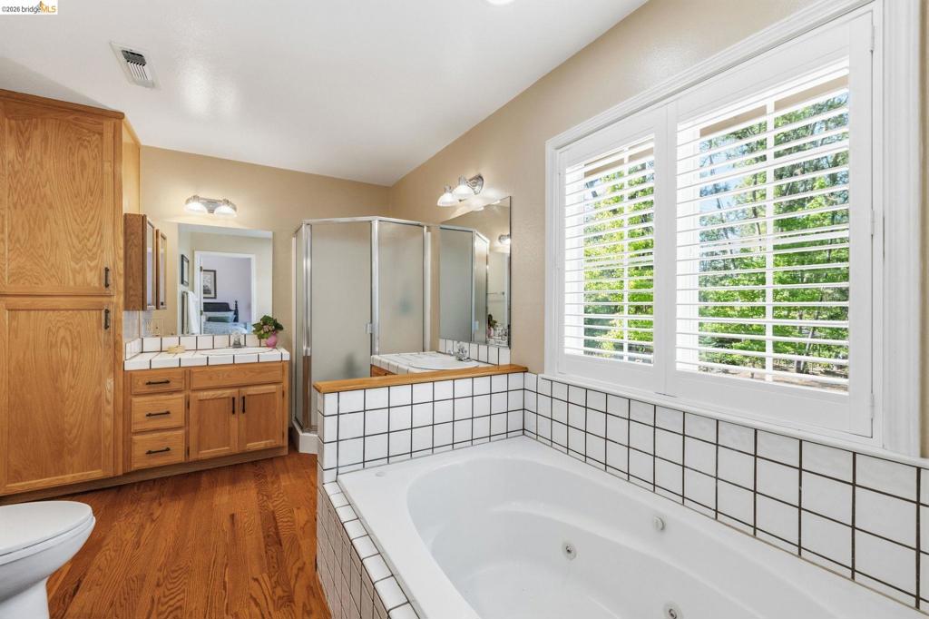 19015 Apple Valley Dr, Sonora, CA 95370