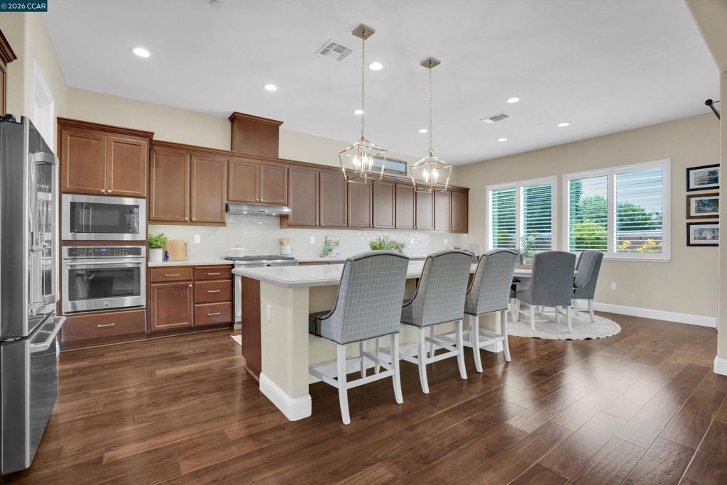 1945 Muirwood Loop, Brentwood (CC), CA 94513