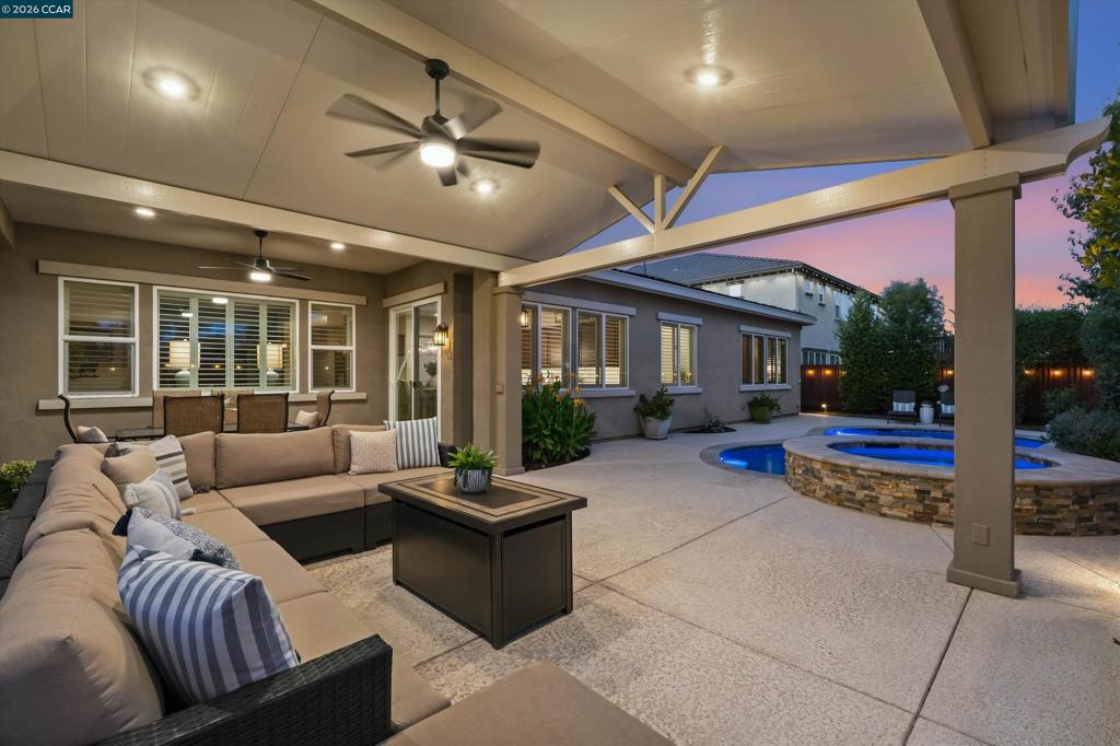 1945 Muirwood Loop, Brentwood (CC), CA 94513
