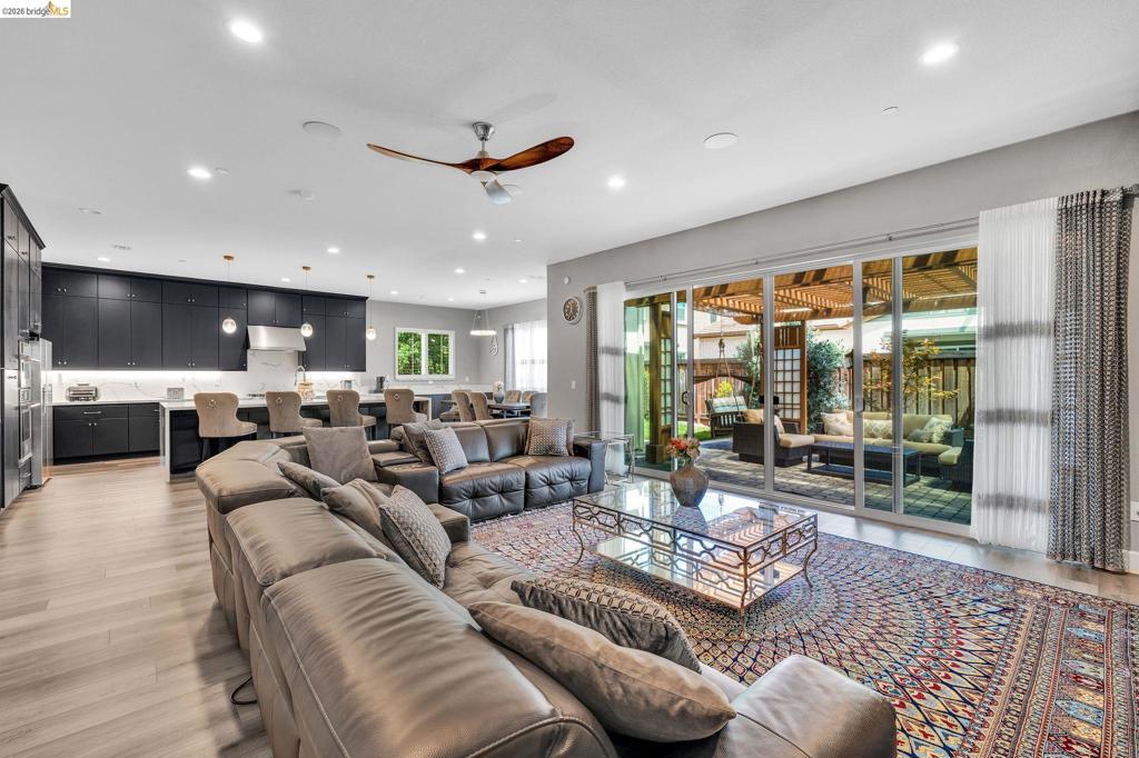 159 Cider Cir, Brentwood (CC), CA 94513