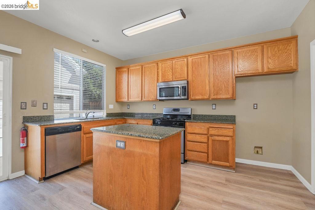 1091 Claremont Drive, Brentwood (CC), CA 94513-2951
