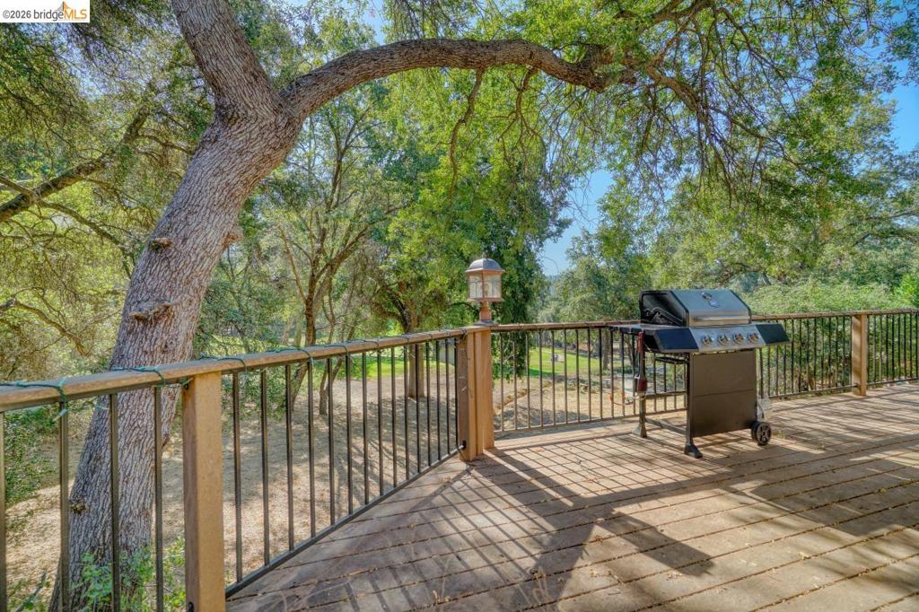 19215 Ferretti Rd., Groveland, CA 95321