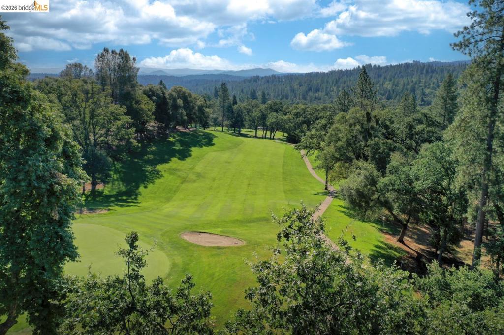 19215 Ferretti Rd., Groveland, CA 95321