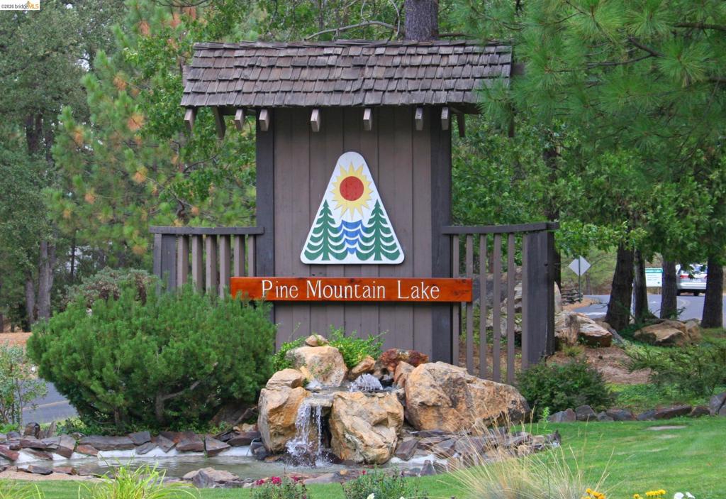 19502 Grizzly Circle, Groveland, CA 95321