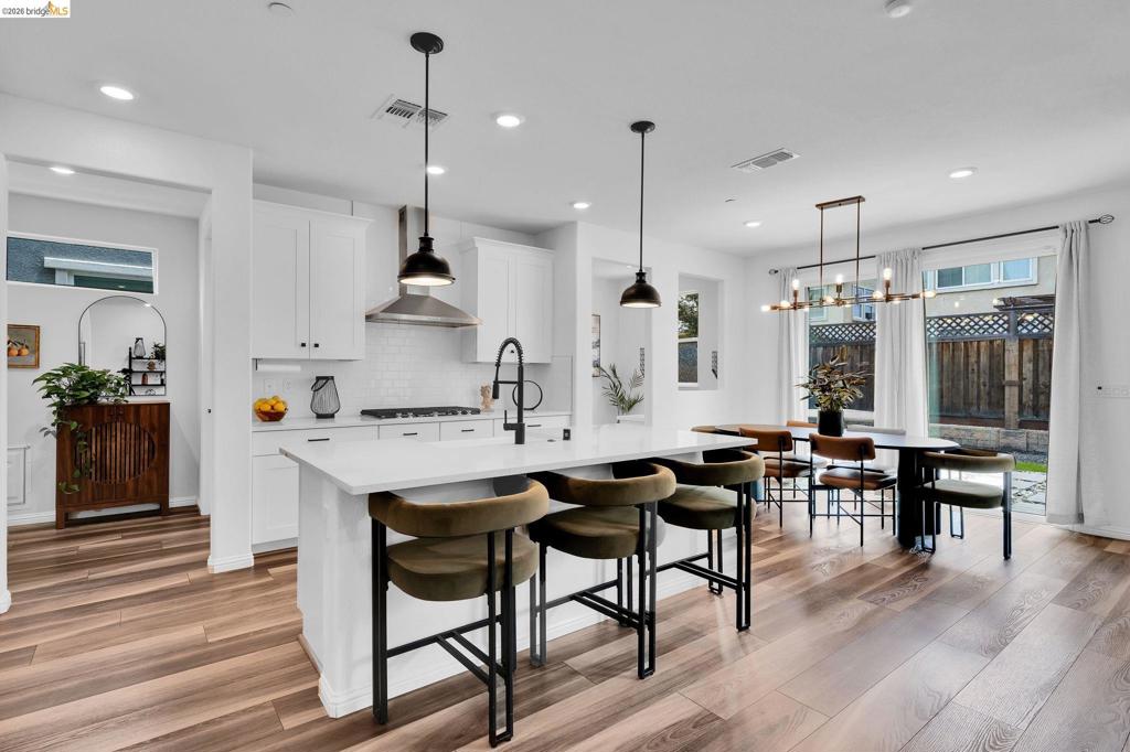 184 Scott Creek Way, Brentwood (CC), CA 94513