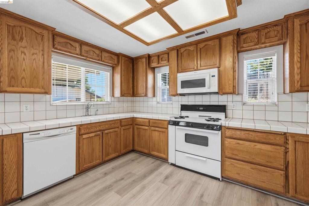 10597 River oak, Jamestown, CA 95327