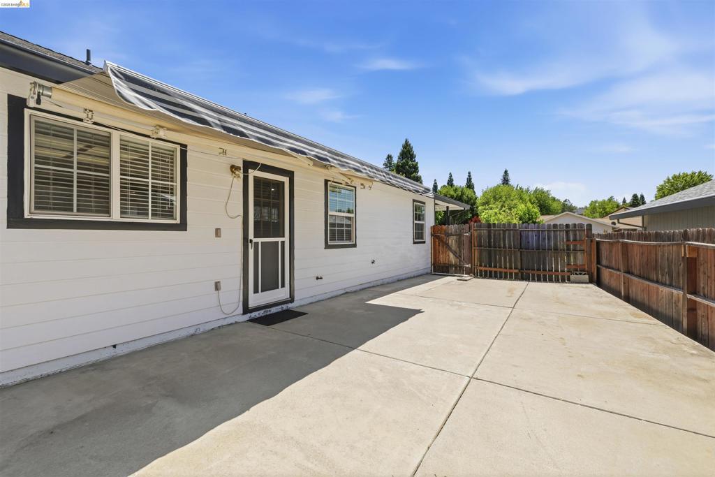 10597 River oak, Jamestown, CA 95327