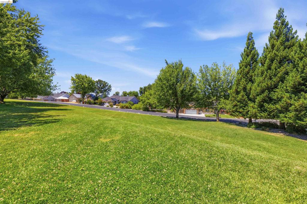 10597 River oak, Jamestown, CA 95327