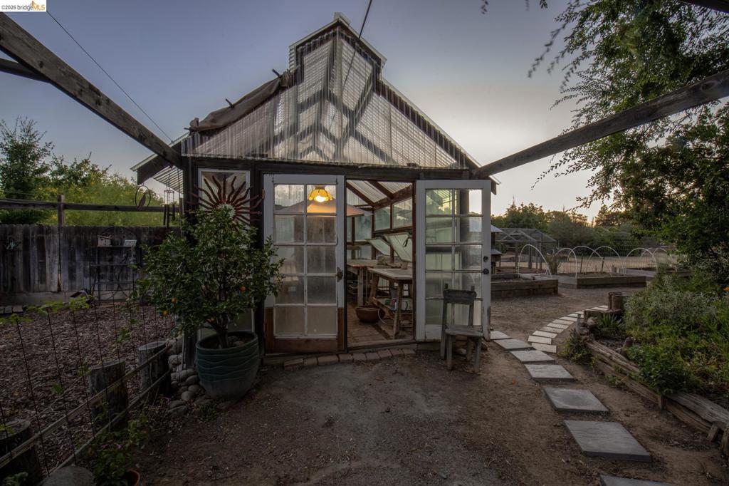 5232 Horseshoe Bend Ave, Clovis, CA 93619