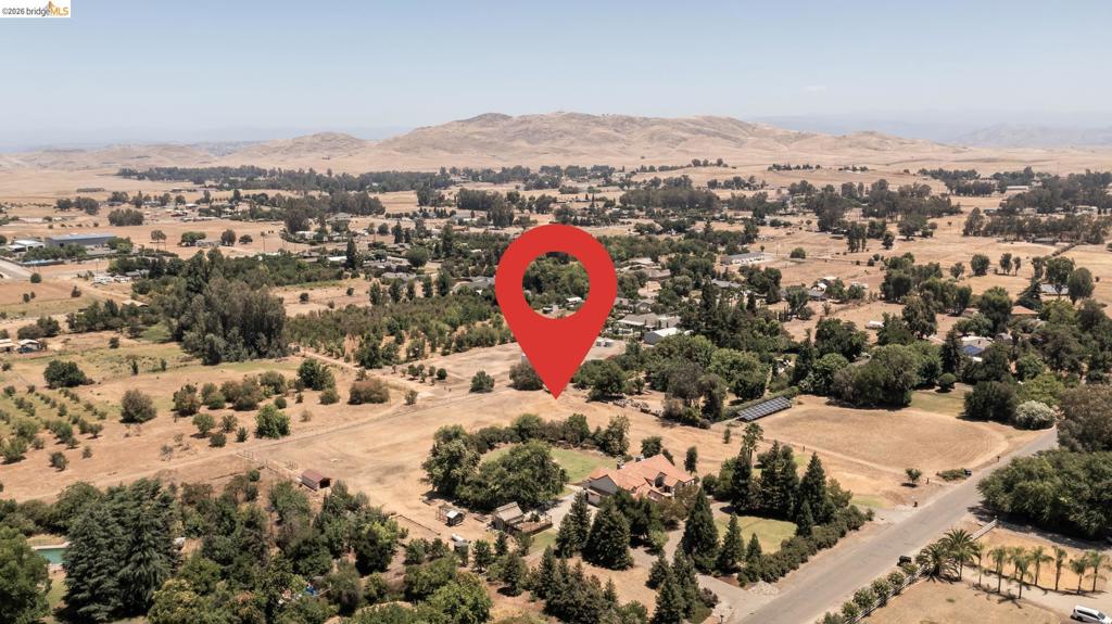 5232 Horseshoe Bend Ave, Clovis, CA 93619