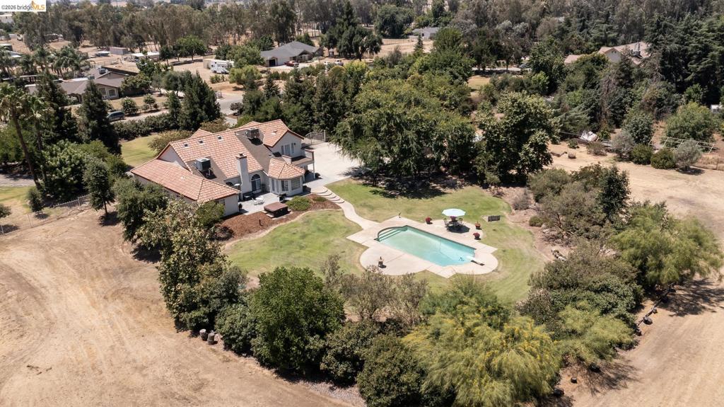 5232 Horseshoe Bend Ave, Clovis, CA 93619