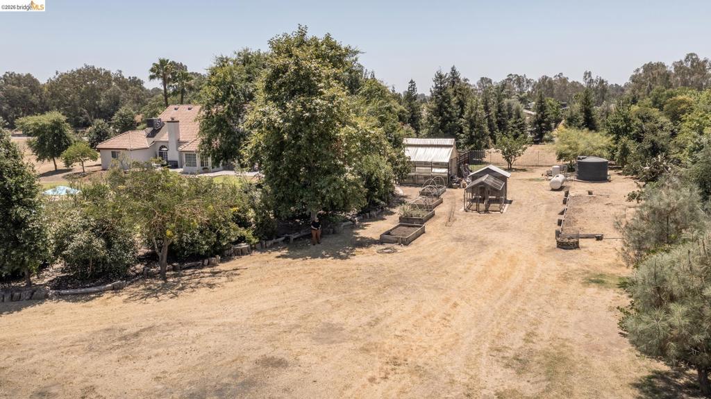 5232 Horseshoe Bend Ave, Clovis, CA 93619