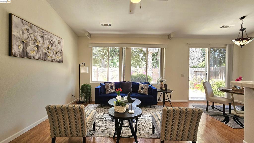 707 Thompsons Dr, Brentwood (CC), CA 94513