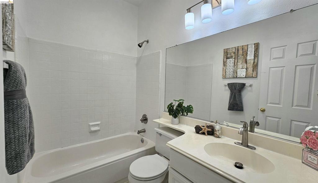 707 Thompsons Dr, Brentwood (CC), CA 94513
