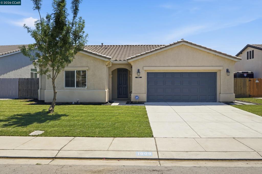 1608 Sephos St, Manteca, CA 95337