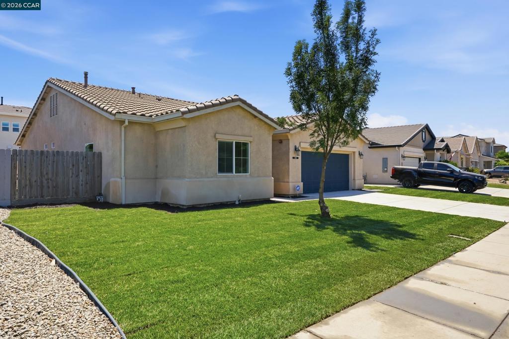 1608 Sephos St, Manteca, CA 95337