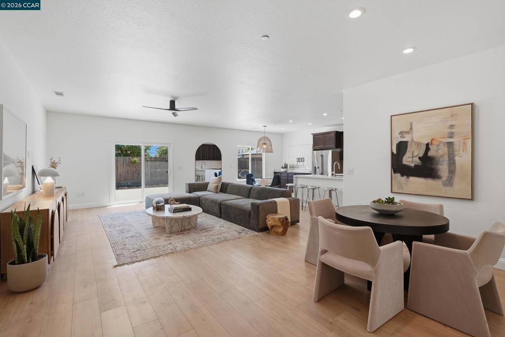 1608 Sephos St, Manteca, CA 95337