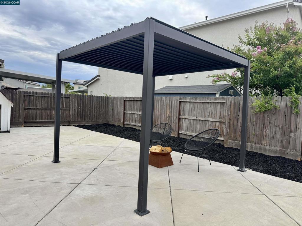 1608 Sephos St, Manteca, CA 95337