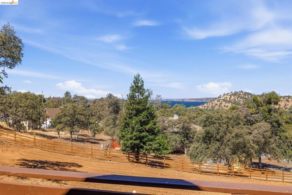 13575 Colina Way, La Grange, CA 95329