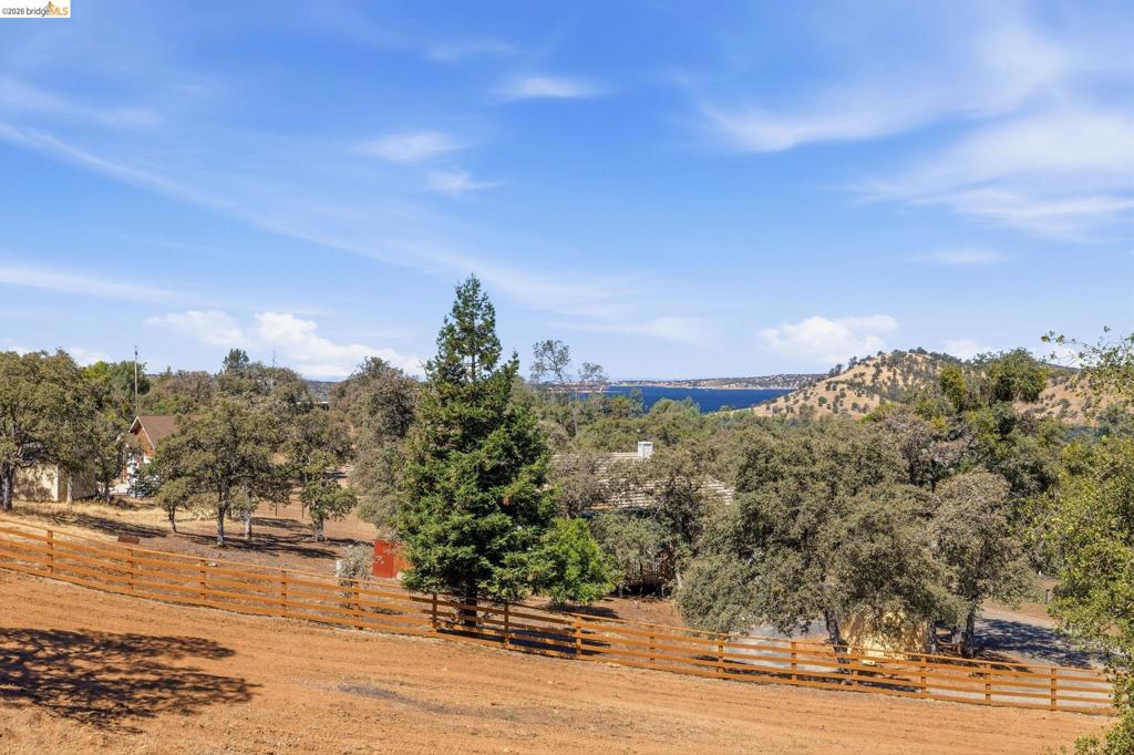 13575 Colina Way, La Grange, CA 95329