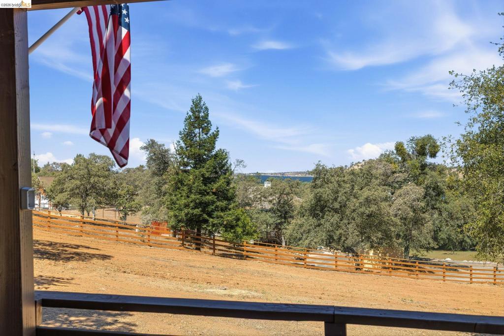 13575 Colina Way, La Grange, CA 95329