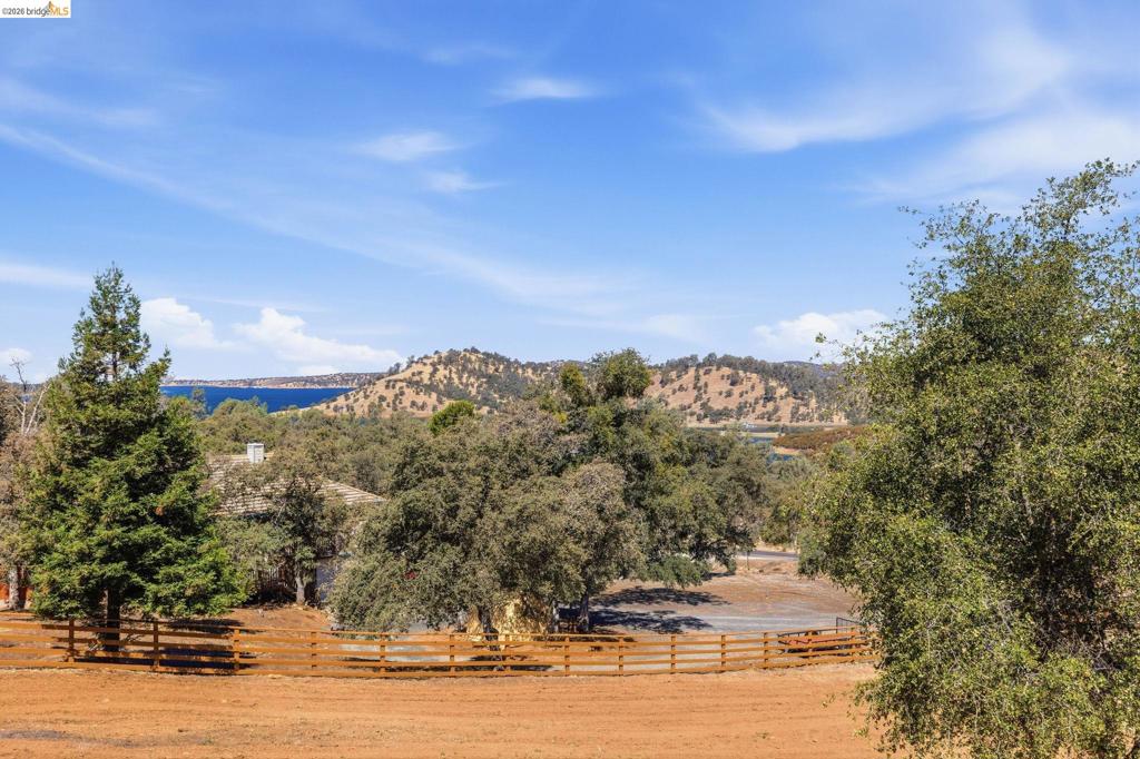 13575 Colina Way, La Grange, CA 95329