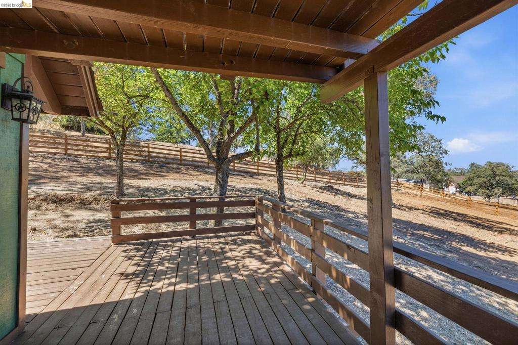 13575 Colina Way, La Grange, CA 95329