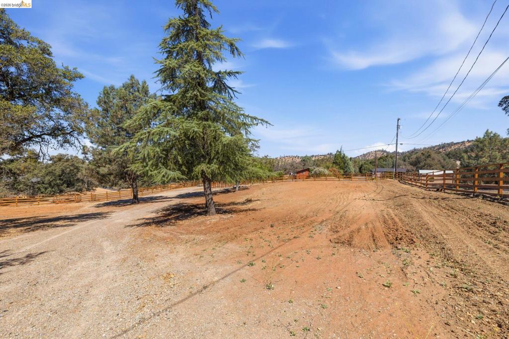 13575 Colina Way, La Grange, CA 95329