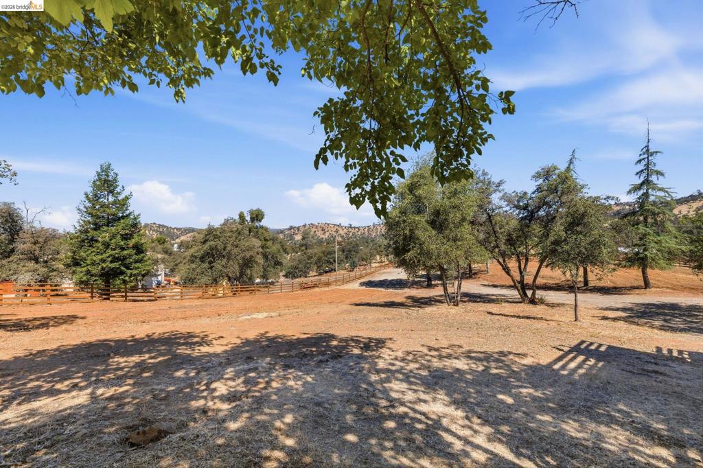 13575 Colina Way, La Grange, CA 95329