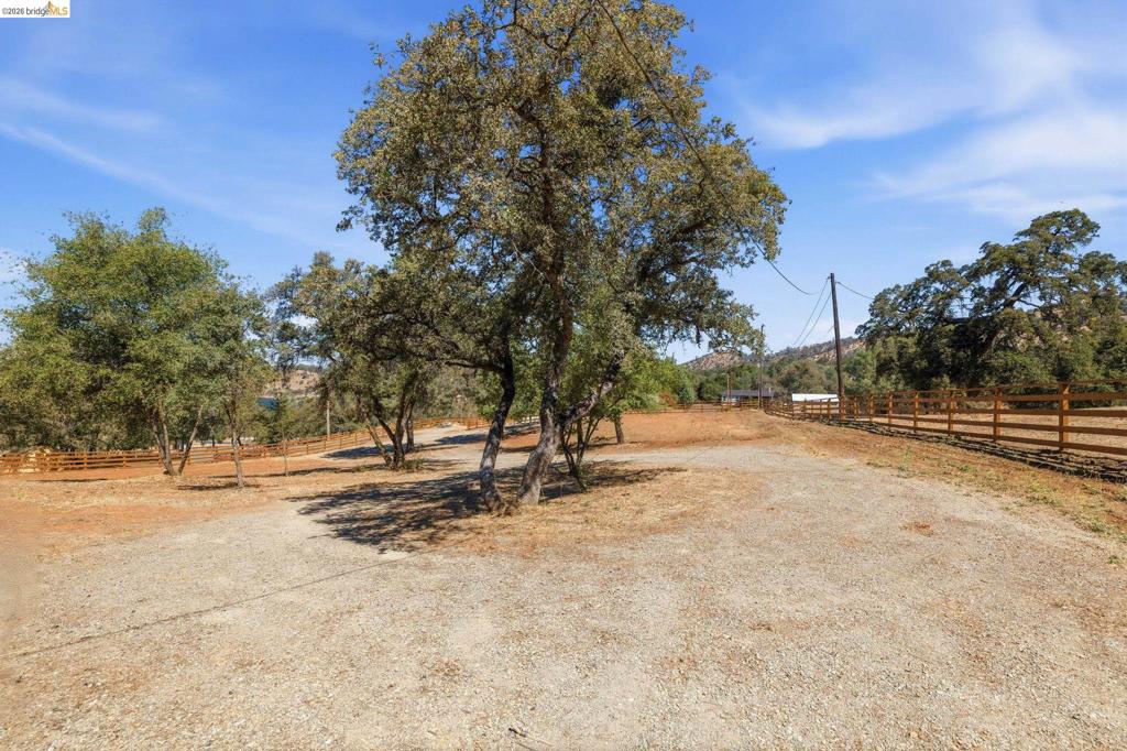 13575 Colina Way, La Grange, CA 95329