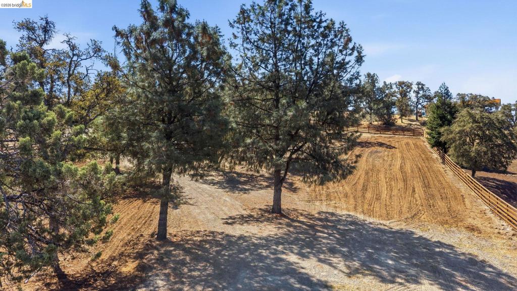 13575 Colina Way, La Grange, CA 95329