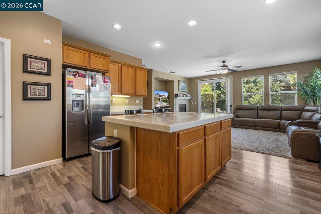 1117 Van Gogh Lane, Patterson, CA 95363